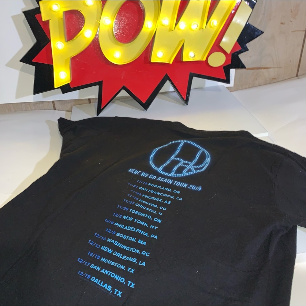 Cher 2019 'Here We Go Again' Tour Black T-Shirt Graphic Tee; Size Medium: Used - Picture 4 of 8